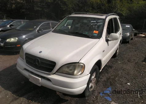 2000 Mercedes-Benz Ml 320 из США, поврежденный, VIN 4JGAB54E2YA198647